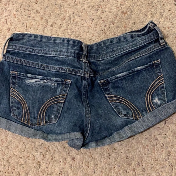 Hollister womens shorts - Picture 2 of 3